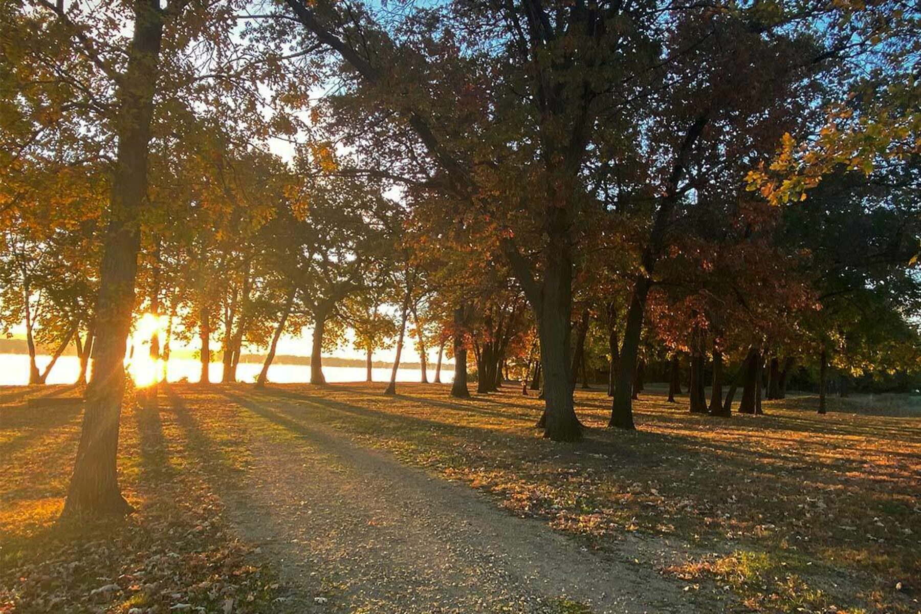 Campground Sunrise 1200 X800