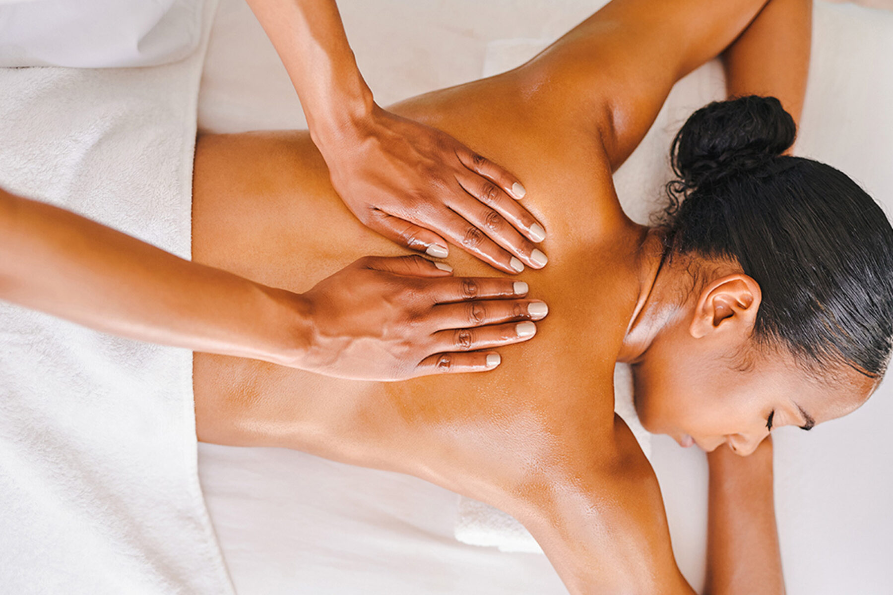 Wave_Spa_Massage_1200x800