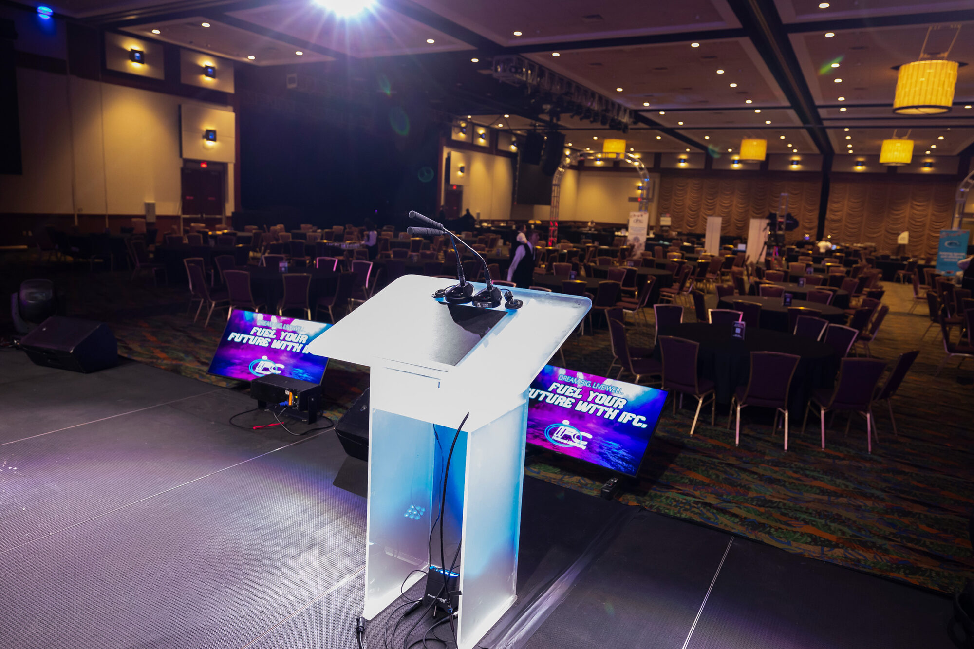 Event Center Hero V2 Event Center Hero V2